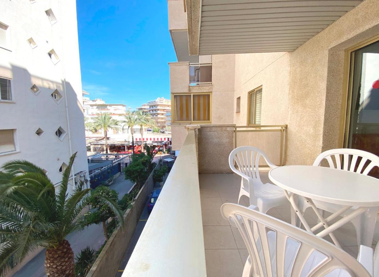 Apartamentos Amatista Салоу Екстериор снимка